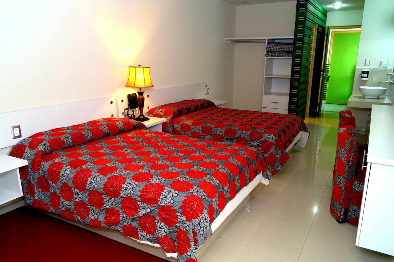 Palacio Rojo Hotel Familiar 모렐리아 외부 사진