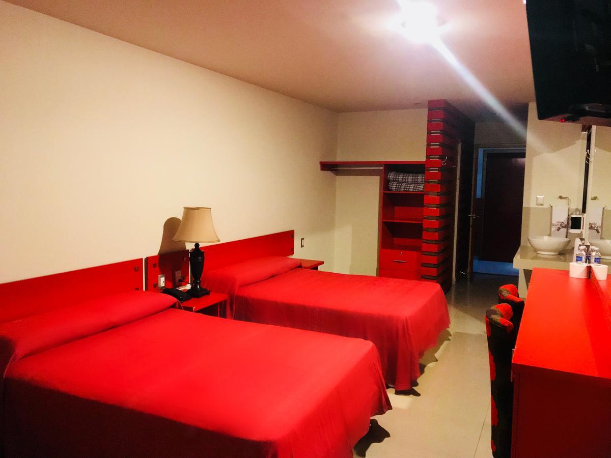 Palacio Rojo Hotel Familiar 모렐리아 외부 사진