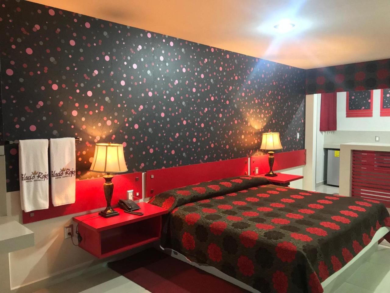 Palacio Rojo Hotel Familiar 모렐리아 외부 사진